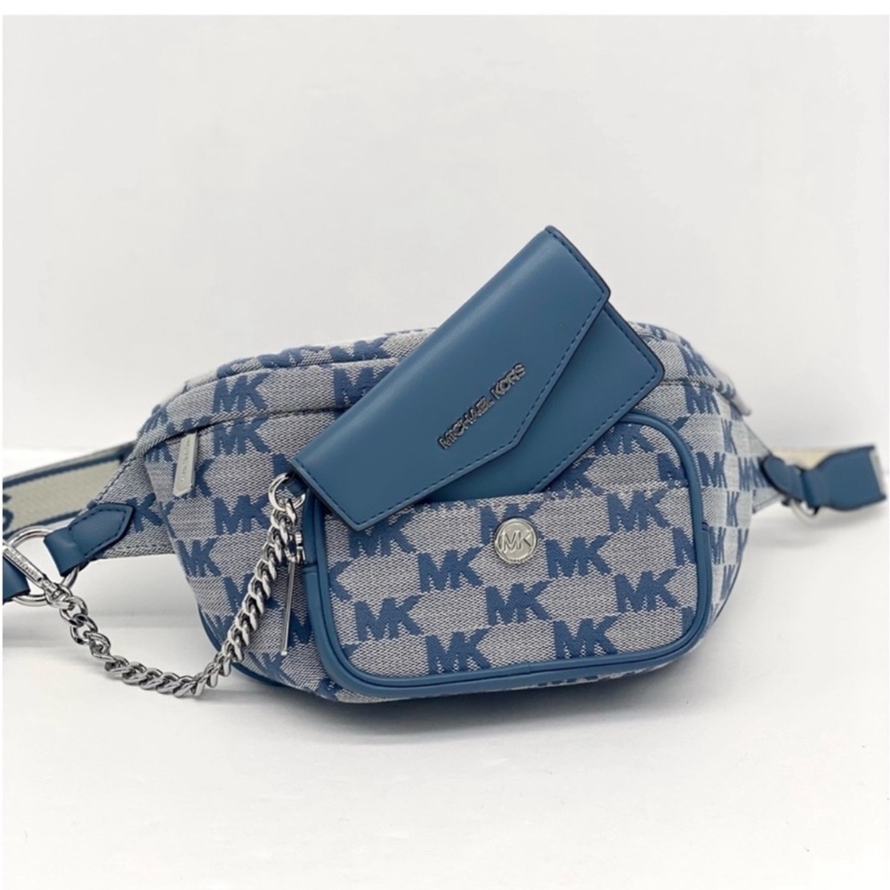 MICHAEL KORS Maisie Large Logo 2-in-1 Sling
Waist Fanny Pack Crossbody